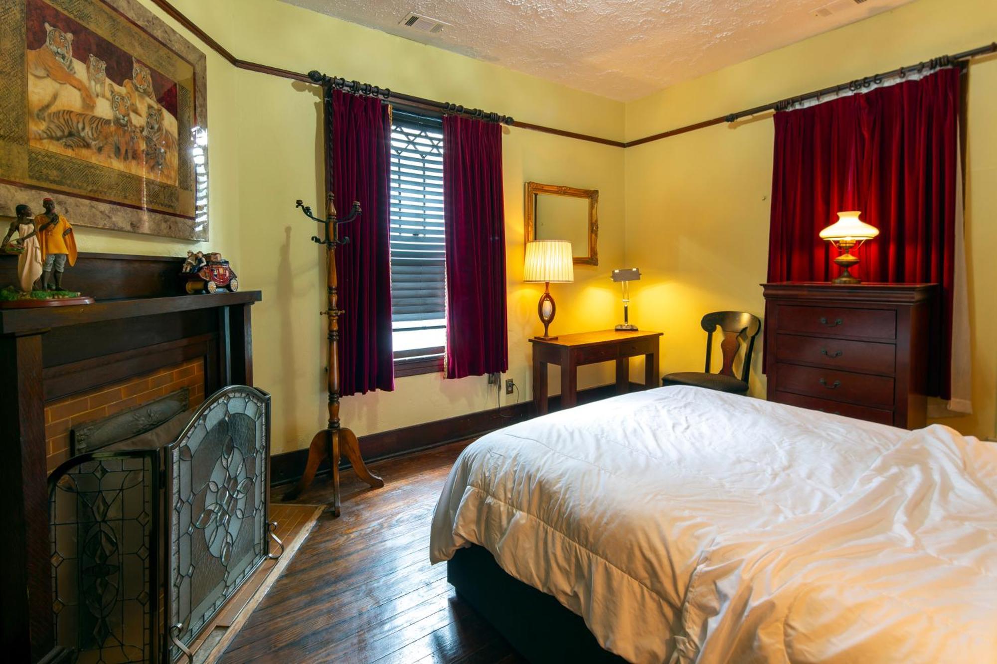 5 Bedroom Downtown Savannah Ga Exterior photo